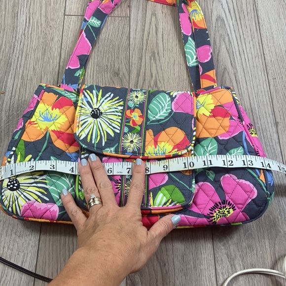 Like new Vera Bradley floral grey double strap shoulder bag - Picture 9 of 14